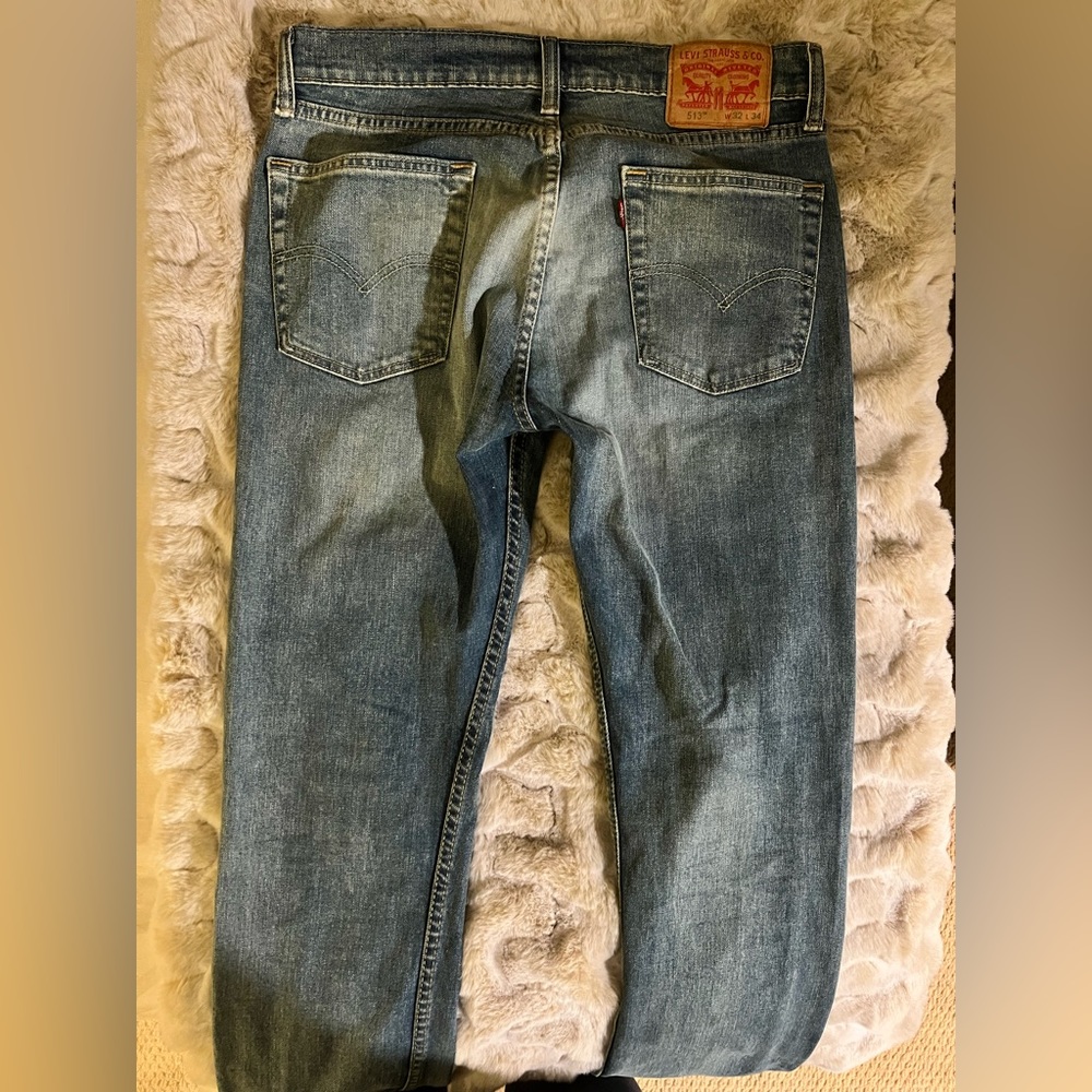 Men’s Levi Strauss and Co Blue Jeans